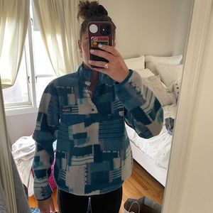 Patagonia sweatshirt